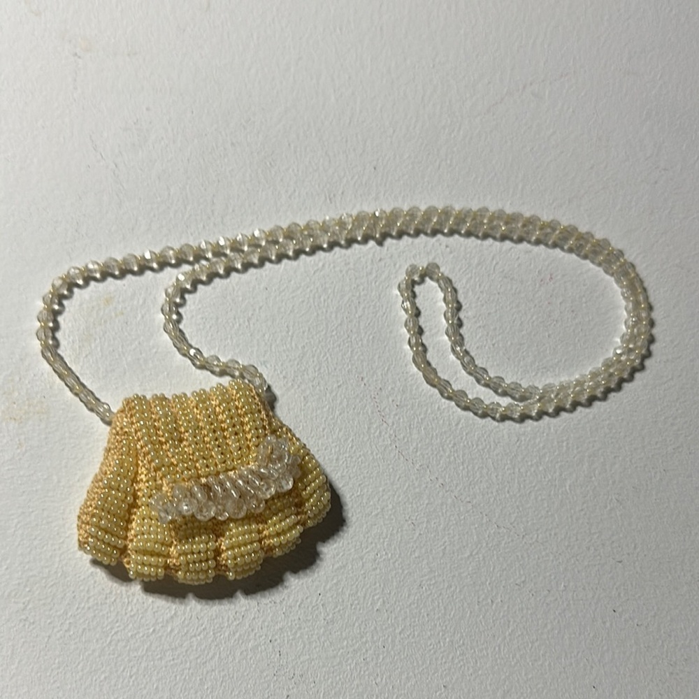 Beaded amulet medicine bag light yellow 💛